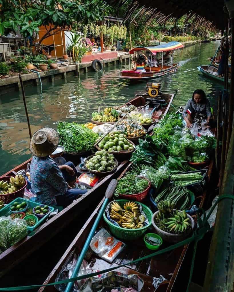 Floating Market