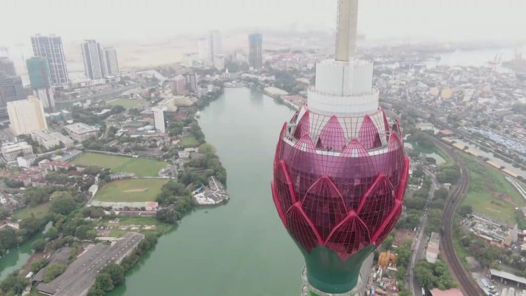 GO UP THE ICONIC LOTUS TOWER