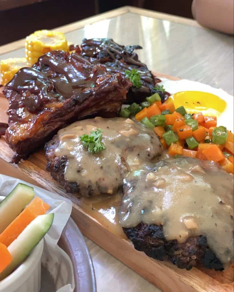 The Beehive Farm and Kitchen