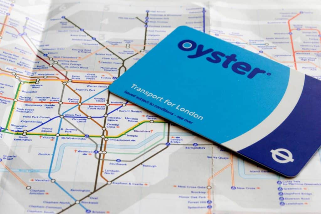 Guide to using an Oyster Card in the United Kingdom 2019 