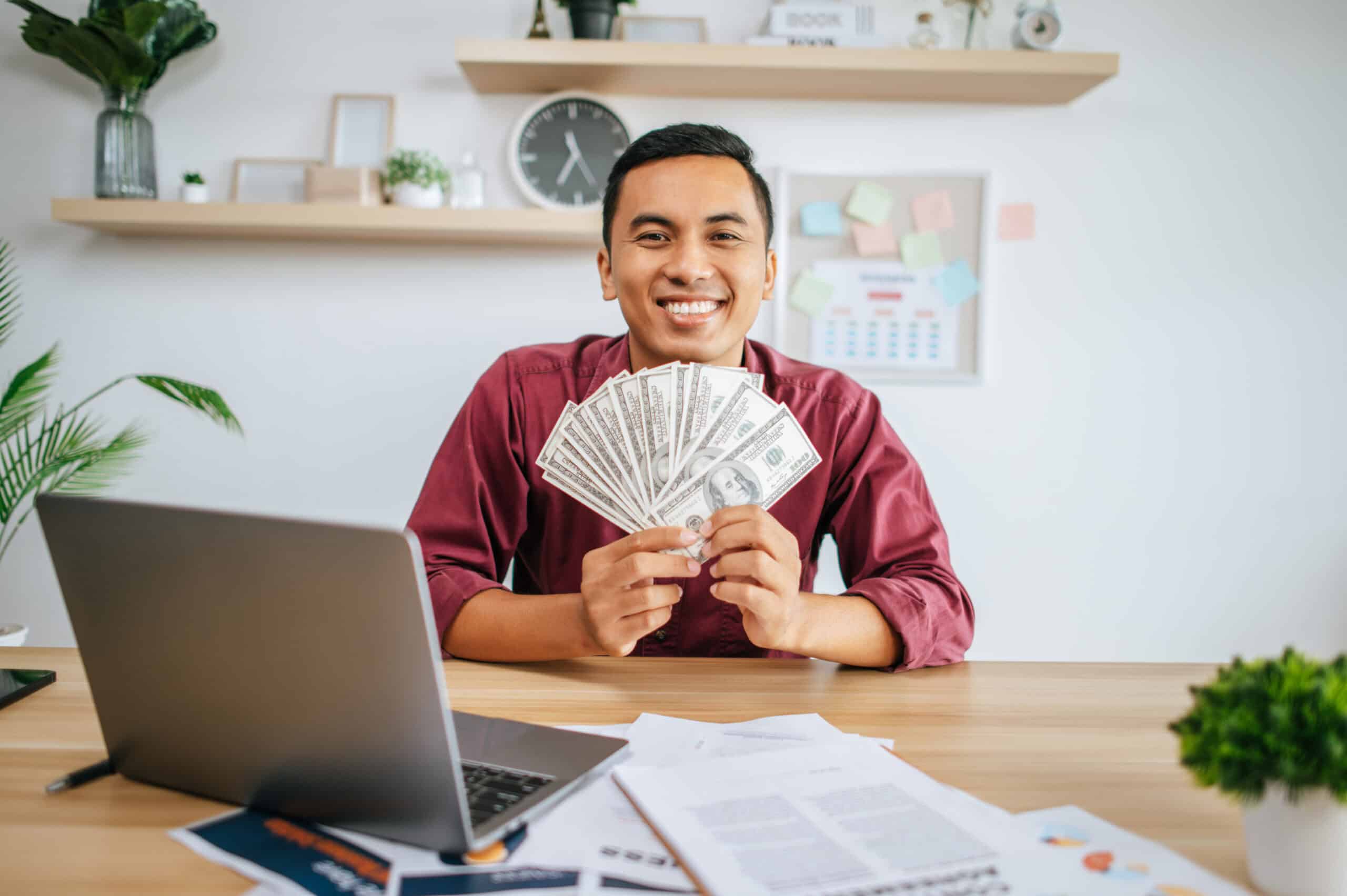 Making money while travelling